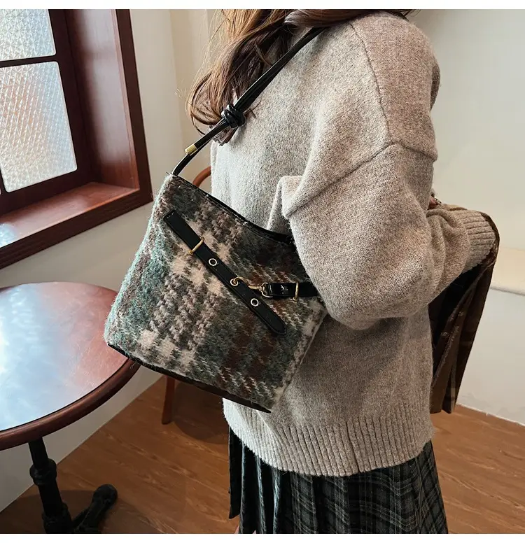2025 Woolen Plaid Shoulder Bag for Women — feature 15