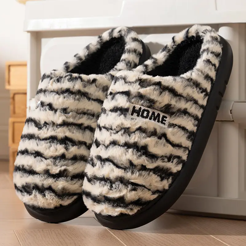 Stuffed Cotton Slippers for Women in Autumn and Winter Indoor Home Thick-Soled Non-Slip Slippers with Fleece-Lined and Thickeneded Couple Cotton Slippers for Men - Image 6