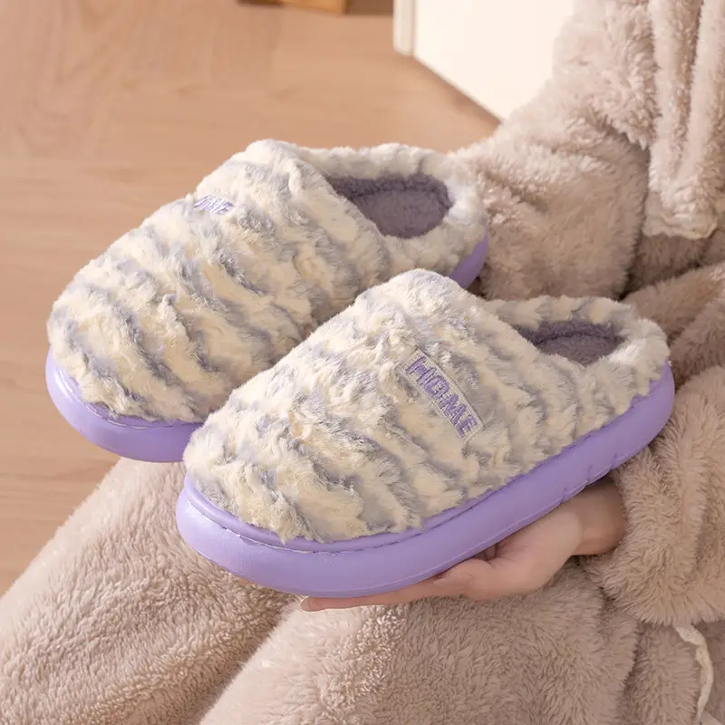 Stuffed Cotton Slippers for Women in Autumn and Winter Indoor Home Thick-Soled Non-Slip Slippers with Fleece-Lined and Thickeneded Couple Cotton Slippers for Men - Image 2