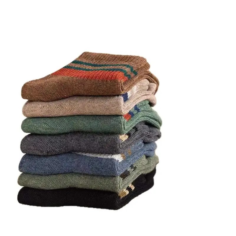 Men's Socks for Autumn and Winter, Warm Mid-Calf Socks, Retro Two-Bar Sports Socks, Sweat-Absorbent and Breathable, Trendy Men's Socks
