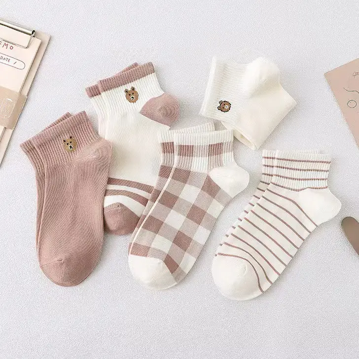 Men's Socks for Autumn and Winter, Warm Mid-Calf Socks, Retro Two-Bar Sports Socks, Sweat-Absorbent and Breathable, Trendy Men's Socks