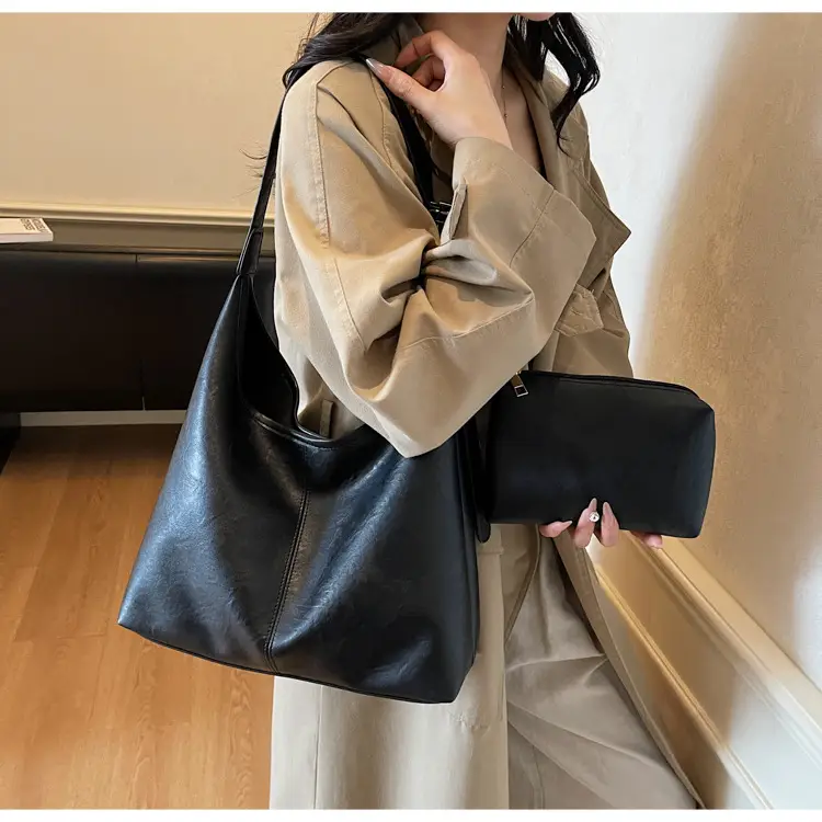 Brown Leather Large Capacity Shoulder Bag for Women — feature 17