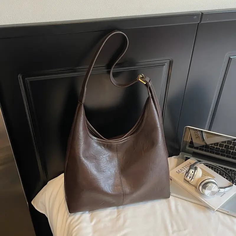 Brown Leather Large Capacity Shoulder Bag for Women — feature 25