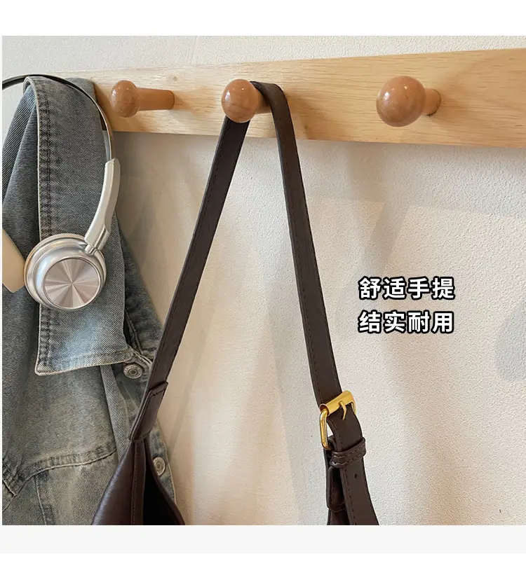 Brown Leather Large Capacity Shoulder Bag for Women — feature 7