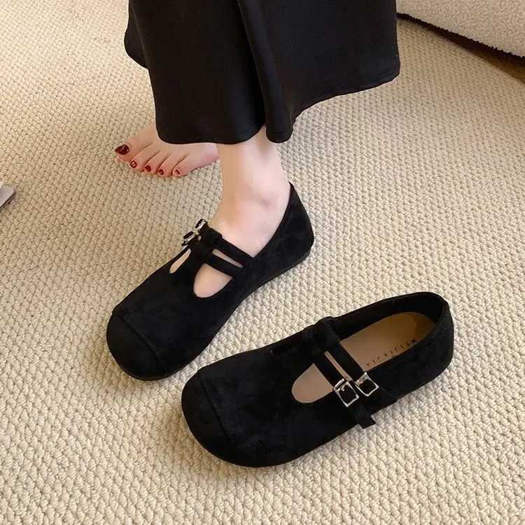 French Retro Mary Jane Shoes for Women 2025 New Autumn Flat Shallow Mouth Single Shoes Niche Gentle Loafers