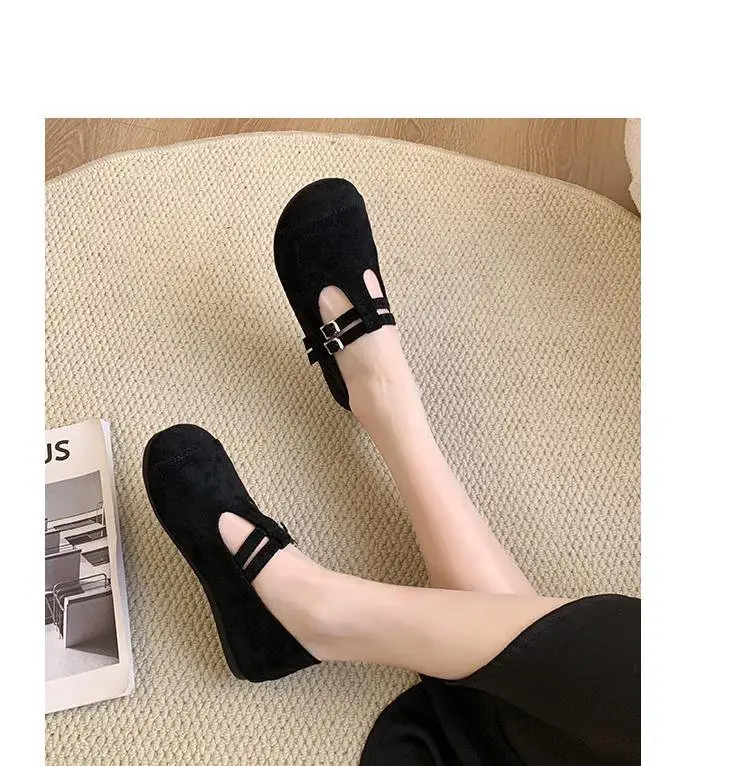 French Retro Mary Jane Shoes for Women 2025 New Autumn Flat Shallow Mouth Single Shoes Niche Gentle Loafers — feature 8