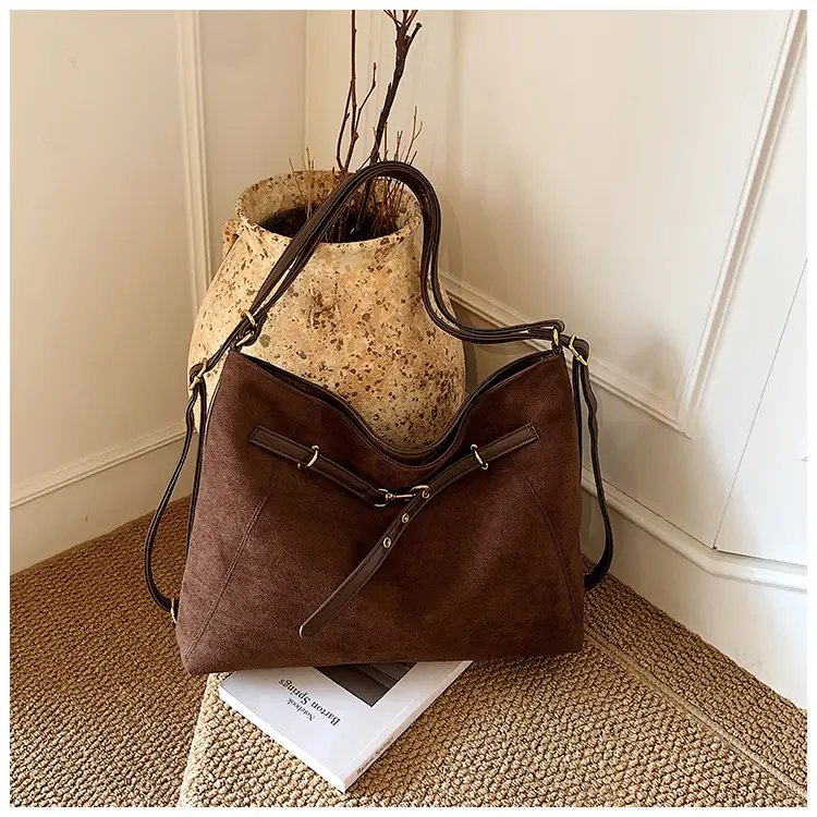 Green Velvet Retro Tote Bag for Women — feature 25