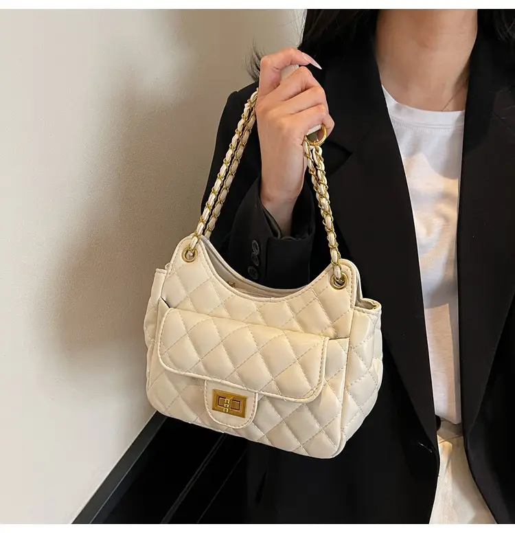 White Rhombus Chain Bag for Women 2026 — feature 27
