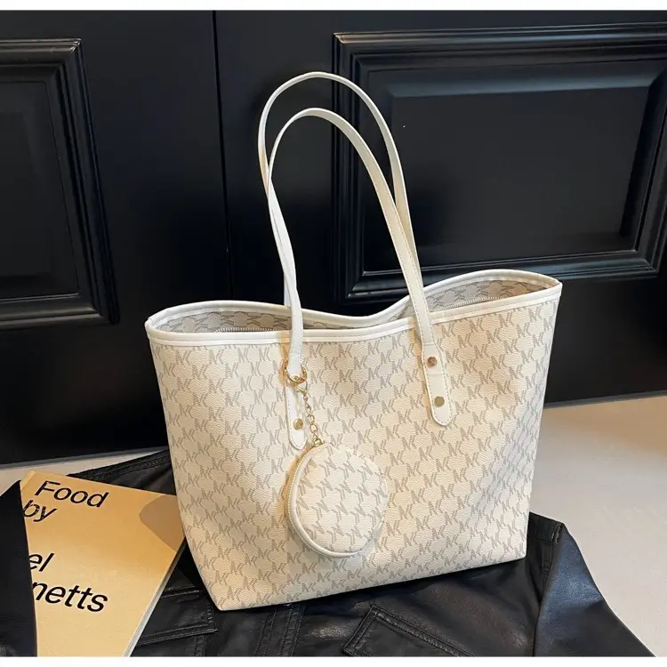 Women Cross-Border Retro Shoulder Bag Large 2025 — feature 17