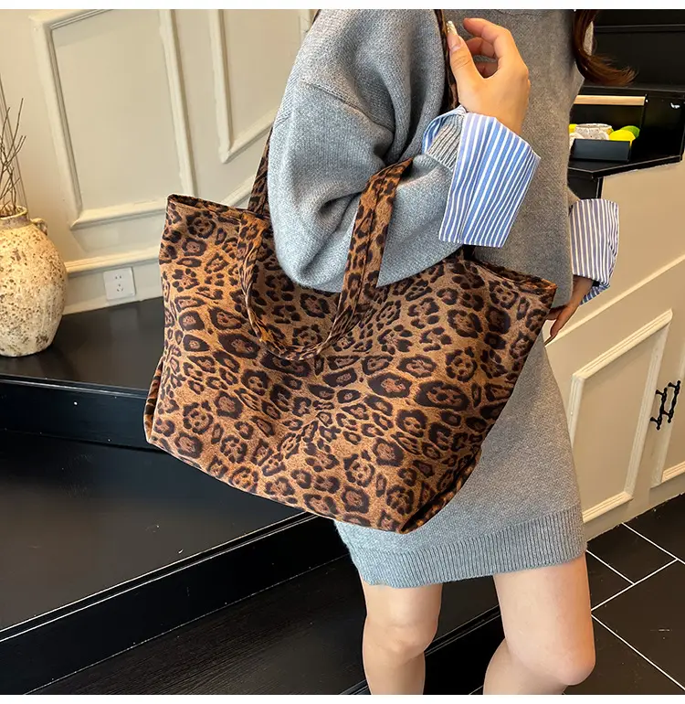 Leopard Print Shoulder Bag for Women 2025 Autumn — feature 19