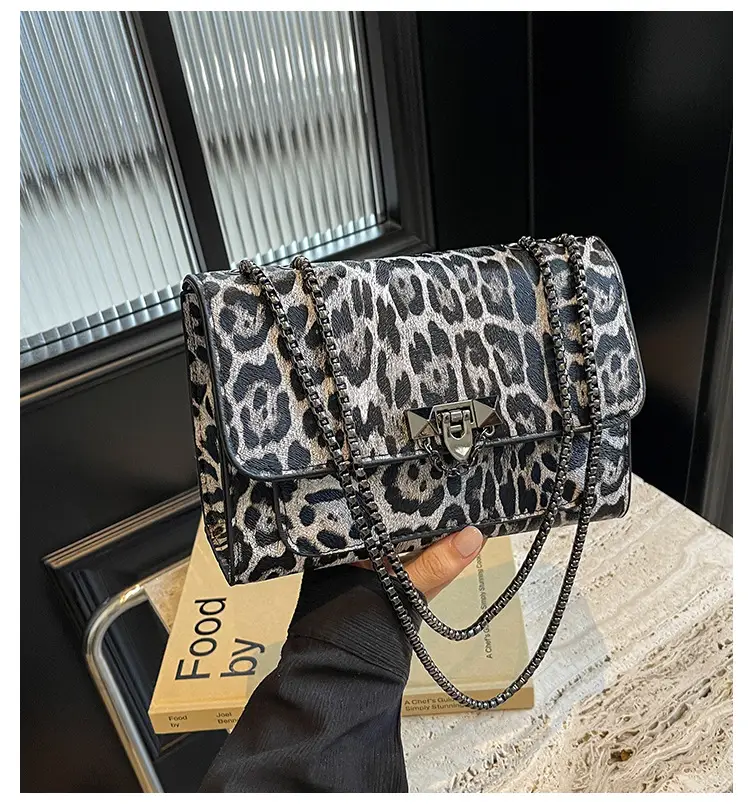 Leopard Print Crossbody Bag for Women New Casual Fashion — feature 1