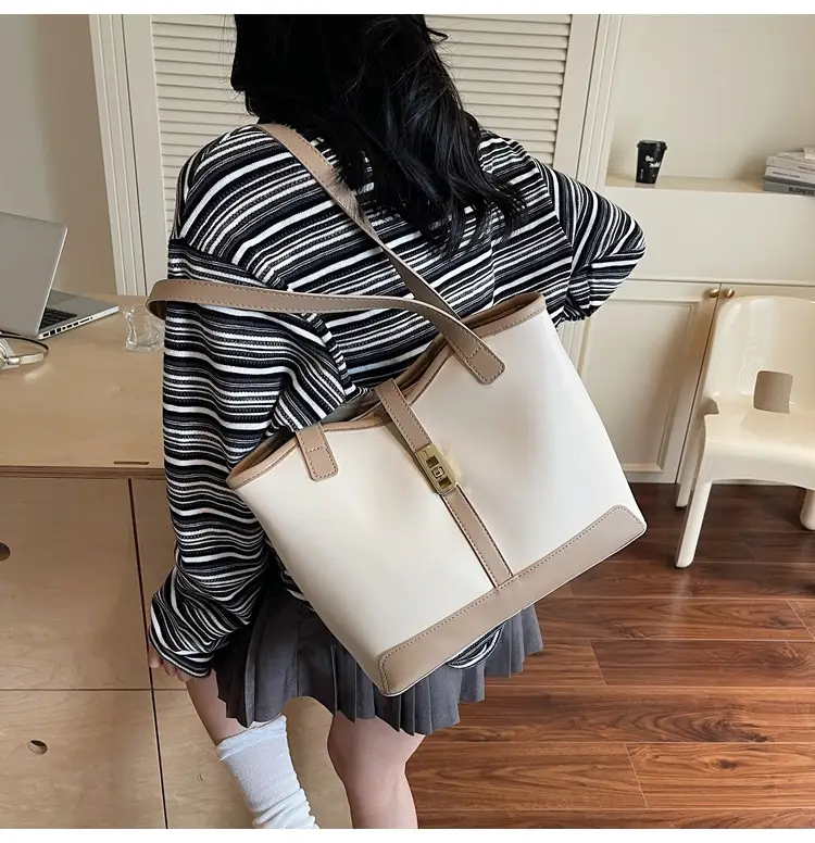 Women's Large Capacity Textured Shoulder Bag Beige 2025 — feature 14