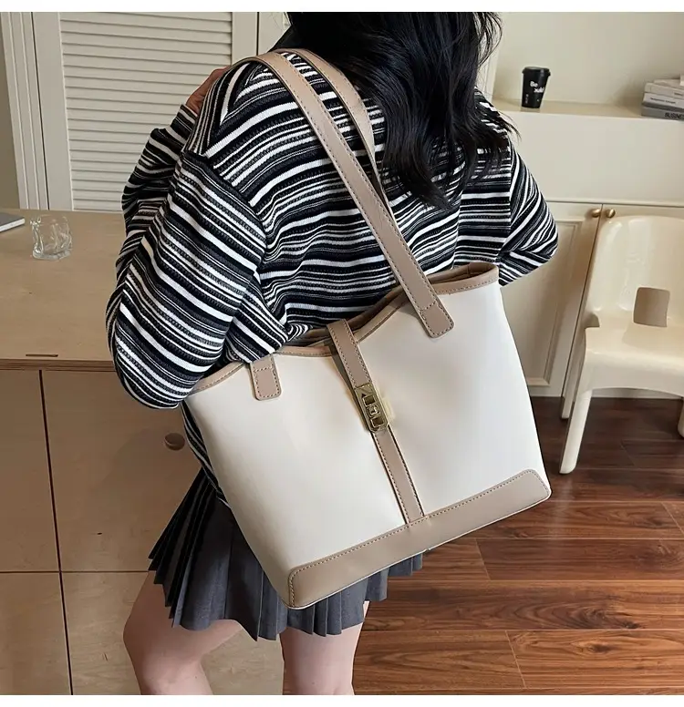 Women's Large Capacity Textured Shoulder Bag Beige 2025 — feature 15