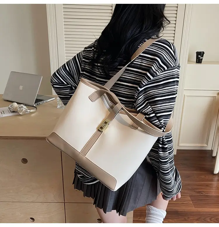 Women's Large Capacity Textured Shoulder Bag Beige 2025 — feature 16
