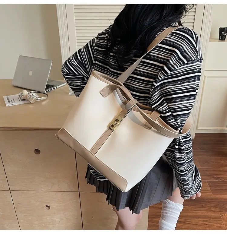 Women's Large Capacity Textured Shoulder Bag Beige 2025 — feature 17