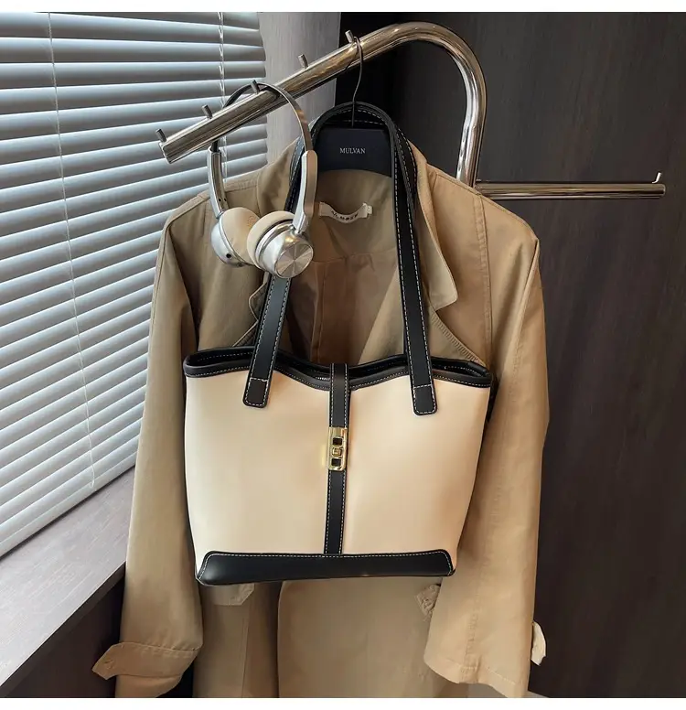 Women's Large Capacity Textured Shoulder Bag Beige 2025 — feature 18