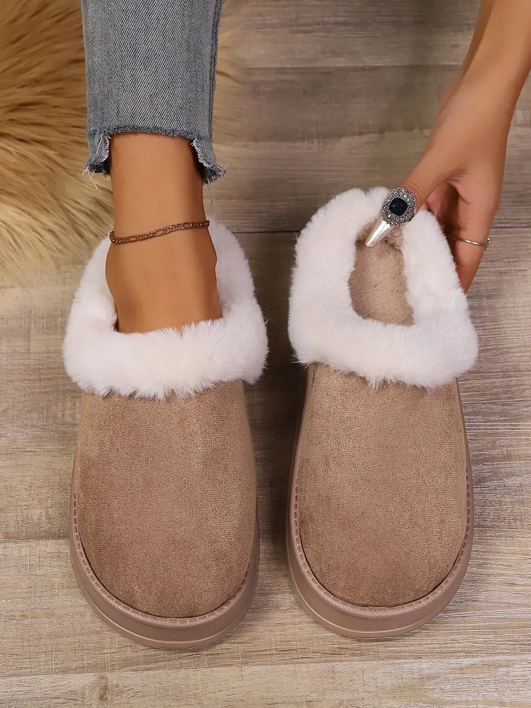 Cotton Slippers for Men in Autumn and Winter Thick-Soled Non-Slip Couples Indoor Home Household Soft-Soled Warm Slippers for Women in Winter — feature 1