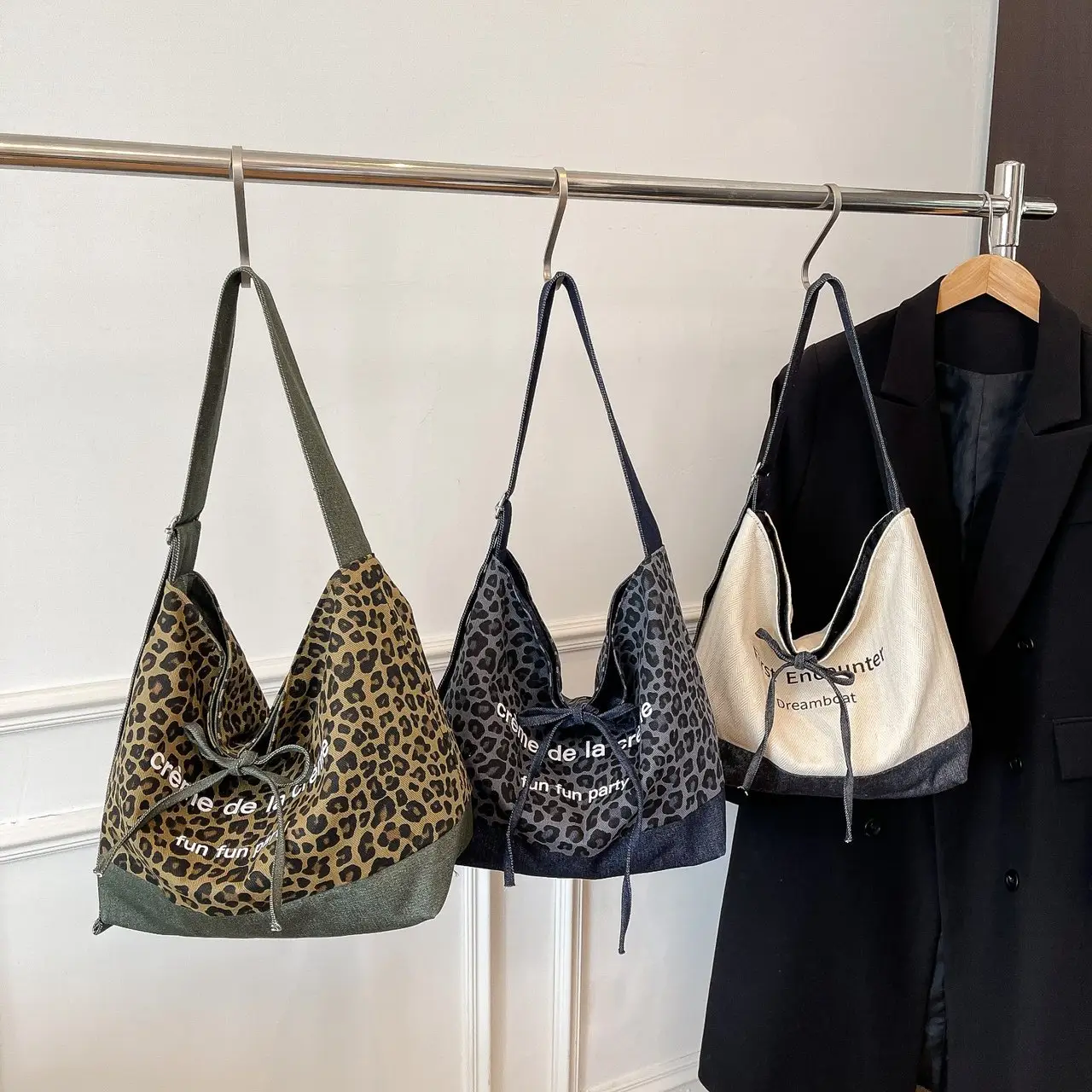 Retro Leopard Print Denim Tote Bag Double Sided Large Capacity - Image 6