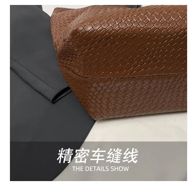 Women's Brown Crocodile Texture Shoulder Bag Large Capacity — feature 7