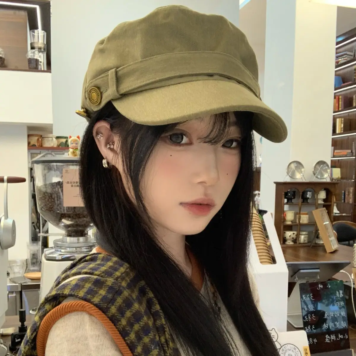 Vintage Button Equestrian Hat for Women Flat Top Beret Duckbill Hat - Image 4