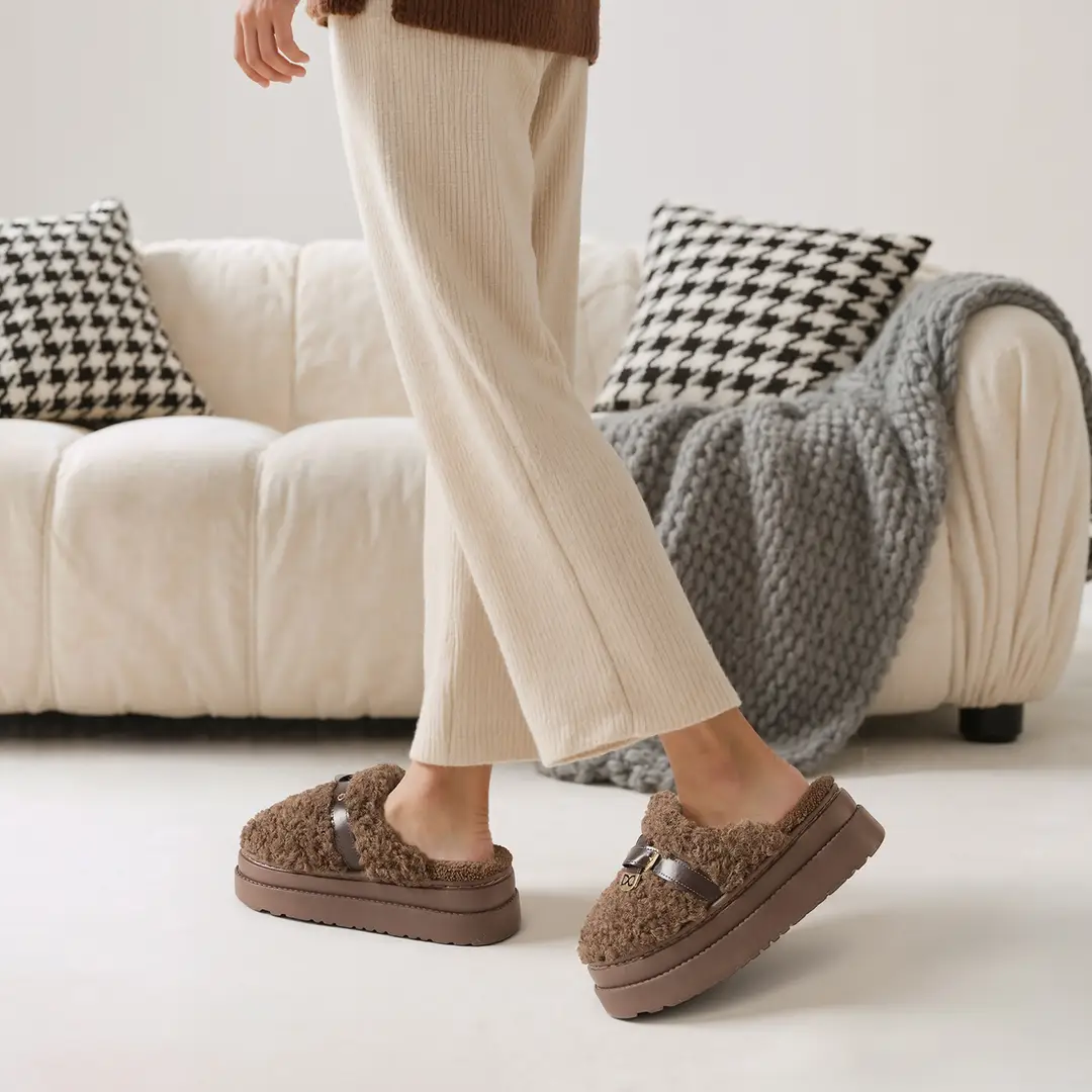 Nanbowan Cotton Slippers for Women in Autumn and Winter New Thick-Soled Home Slippers with a Sense of Stepping on Shit, Non-Slip Fleece-Lined Warm Woolen Cotton Slippers - Image 5