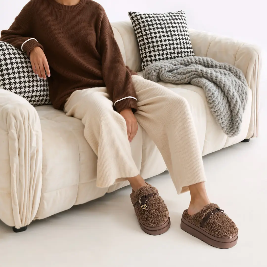 Nanbowan Cotton Slippers for Women in Autumn and Winter New Thick-Soled Home Slippers with a Sense of Stepping on Shit, Non-Slip Fleece-Lined Warm Woolen Cotton Slippers - Image 6