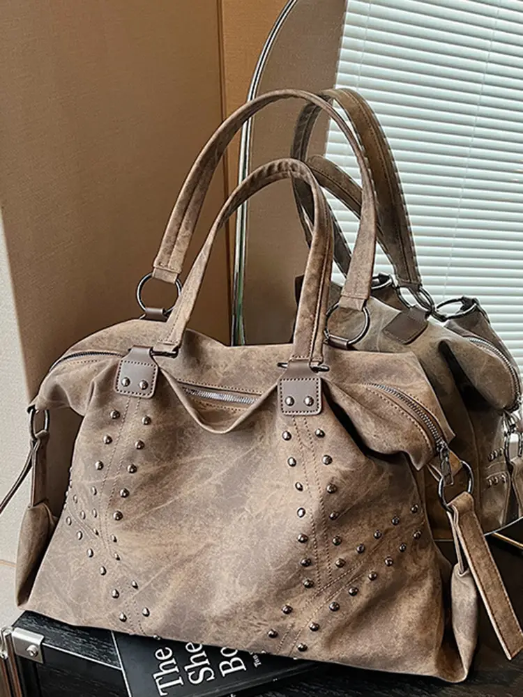 2025 Women's Rivet Shoulder Bag Large Capacity Brown