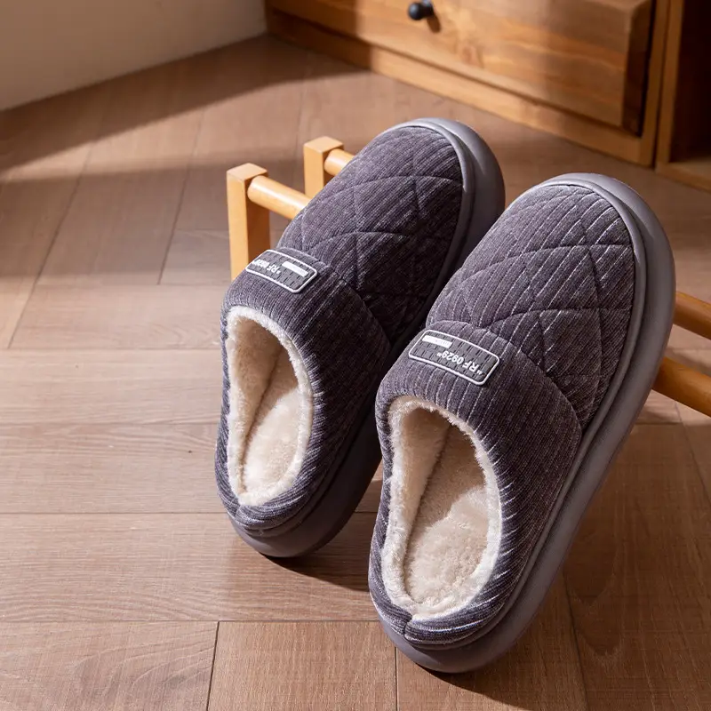 Women's Red Cotton Slippers for Winter 2025 - Image 3