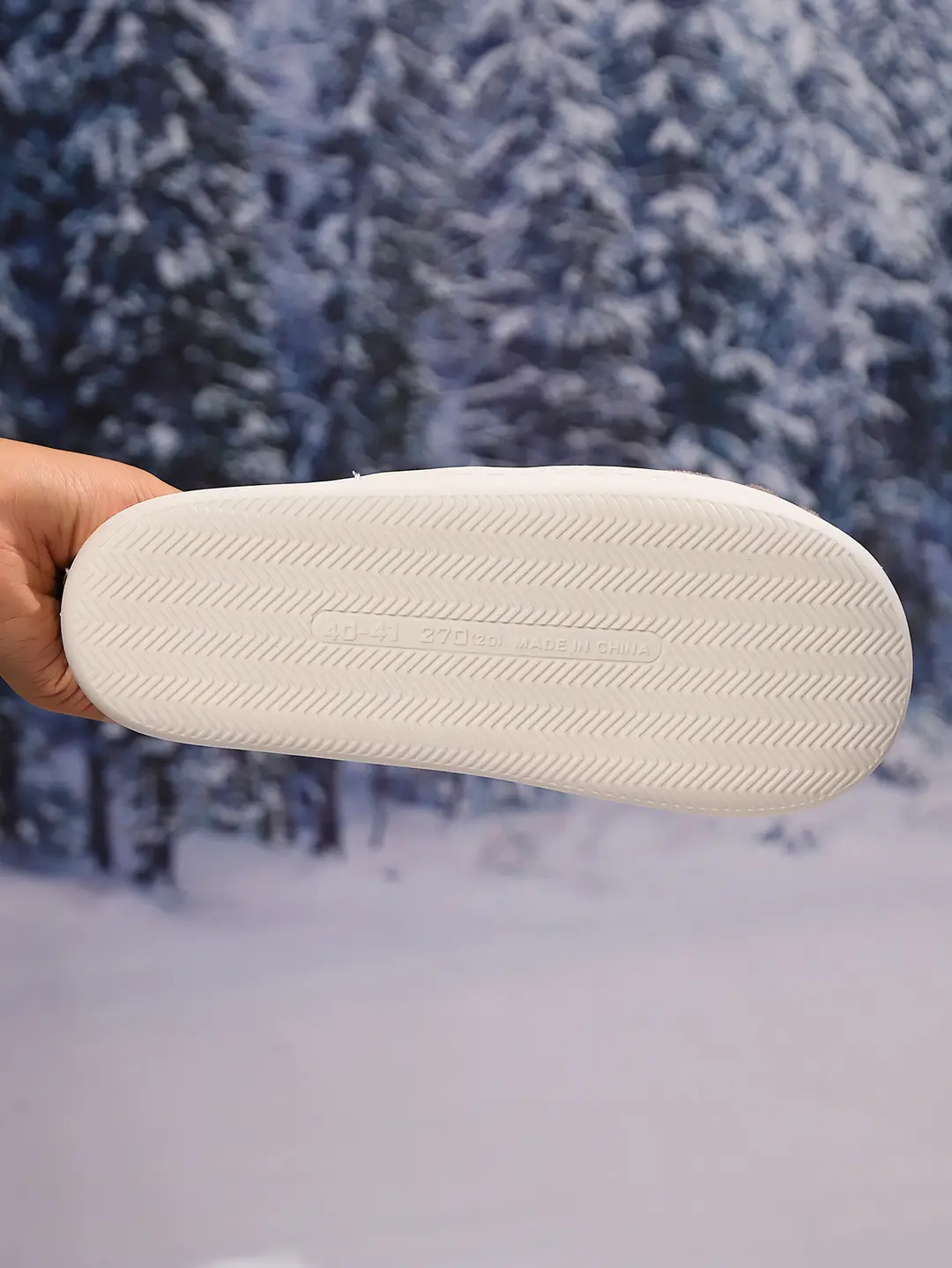 Cotton Slippers for Women in Winter 2025 New Style with Heel and Warm Home Cotton Shoes for Indoor Household Furry Cotton Shoes for Men in Autumn and Winter — feature 13