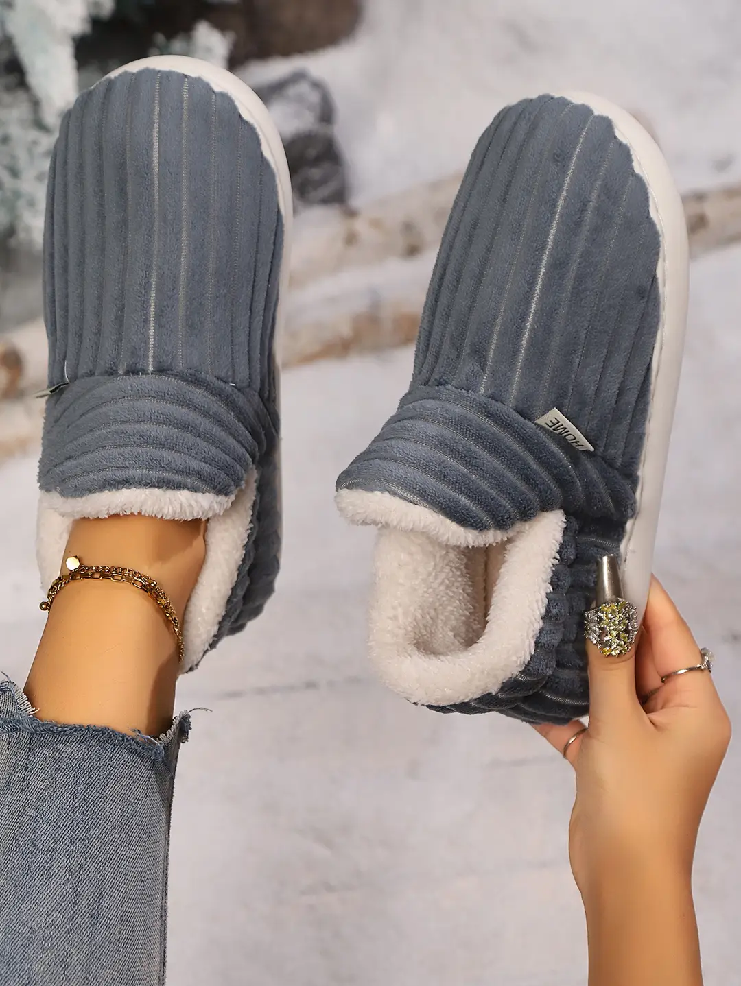 Cotton Slippers for Women in Winter 2025 New Style with Heel and Warm Home Cotton Shoes for Indoor Household Furry Cotton Shoes for Men in Autumn and Winter — feature 2