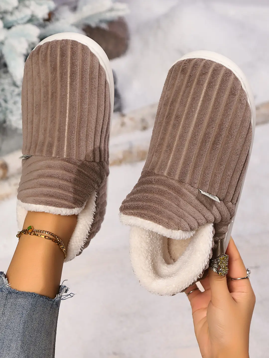 Cotton Slippers for Women in Winter 2025 New Style with Heel and Warm Home Cotton Shoes for Indoor Household Furry Cotton Shoes for Men in Autumn and Winter — feature 6