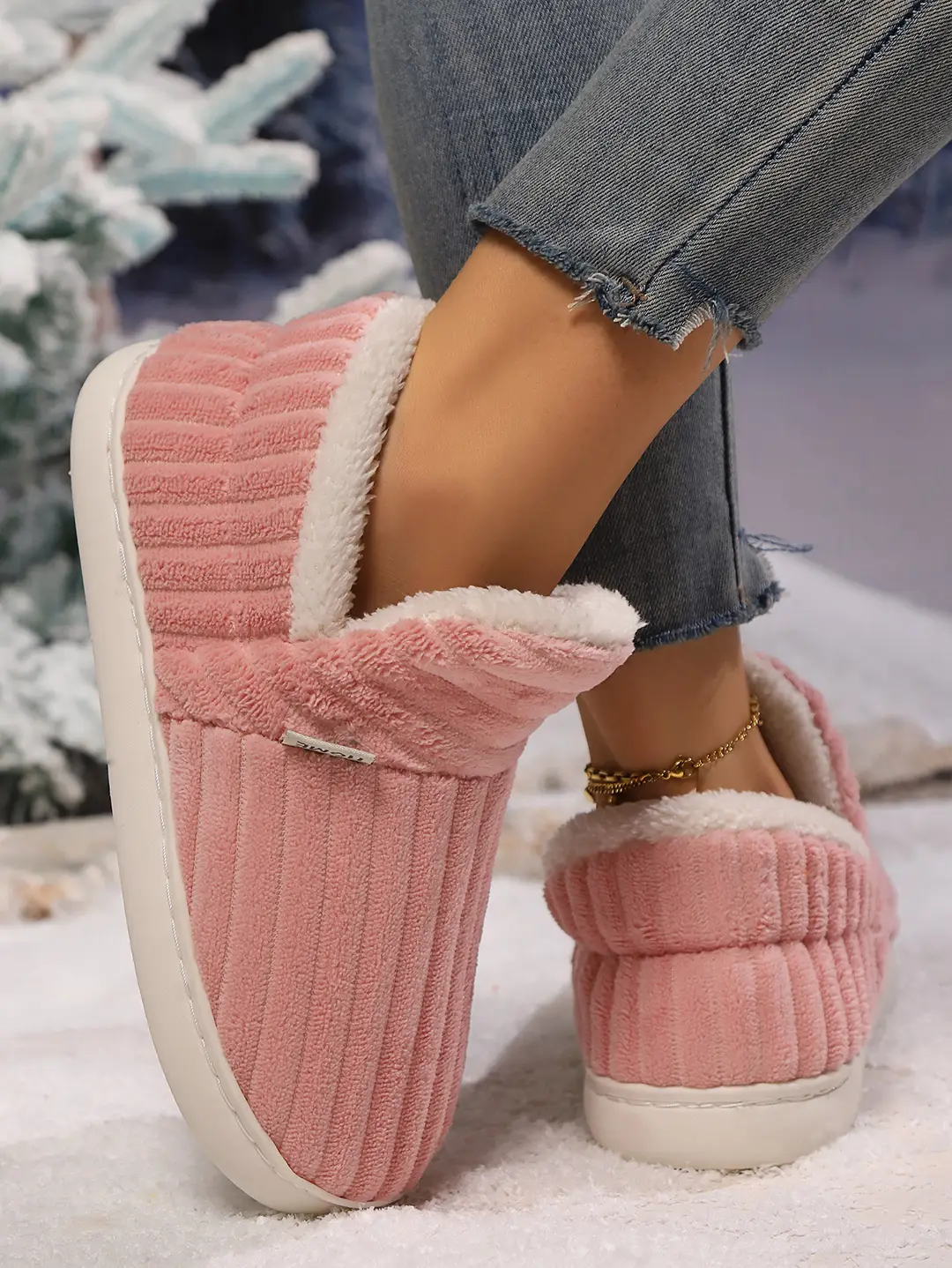 Cotton Slippers for Women in Winter 2025 New Style with Heel and Warm Home Cotton Shoes for Indoor Household Furry Cotton Shoes for Men in Autumn and Winter — feature 8