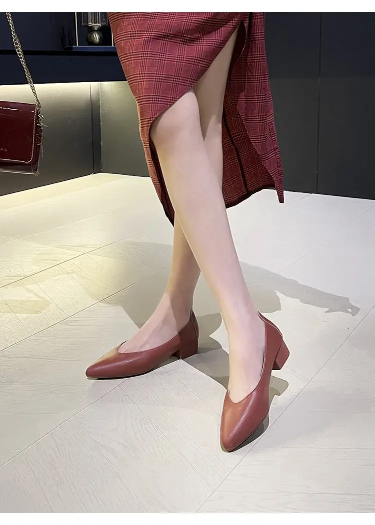 Soft Leather 3.5cm Thick Heel Mid-Heel Single Shoes for Women, New Style That Doesn'T Tire the Feet, Suitable for Professional Work, Granny Shoes, Popular Small Heel Women's Shoes — feature 34