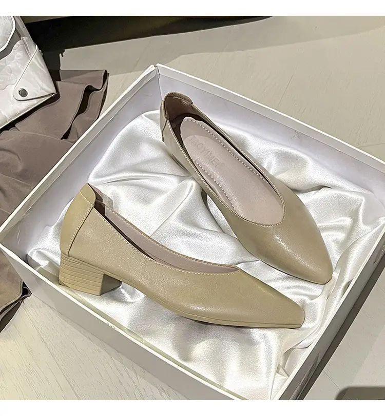 Soft Leather 3.5cm Thick Heel Mid-Heel Single Shoes for Women, New Style That Doesn'T Tire the Feet, Suitable for Professional Work, Granny Shoes, Popular Small Heel Women's Shoes — feature 42