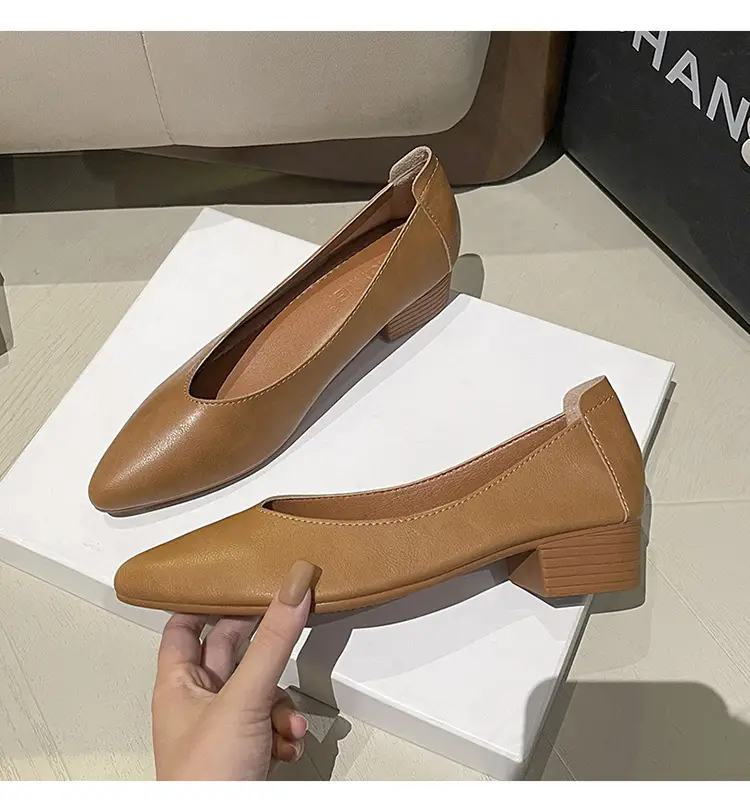 Soft Leather 3.5cm Thick Heel Mid-Heel Single Shoes for Women, New Style That Doesn'T Tire the Feet, Suitable for Professional Work, Granny Shoes, Popular Small Heel Women's Shoes — feature 44