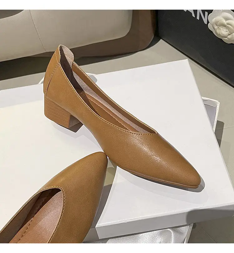 Soft Leather 3.5cm Thick Heel Mid-Heel Single Shoes for Women, New Style That Doesn'T Tire the Feet, Suitable for Professional Work, Granny Shoes, Popular Small Heel Women's Shoes — feature 45