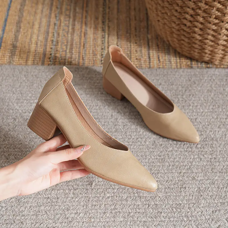 Soft Leather 3.5cm Thick Heel Mid-Heel Single Shoes for Women, New Style That Doesn'T Tire the Feet, Suitable for Professional Work, Granny Shoes, Popular Small Heel Women's Shoes - Image 7