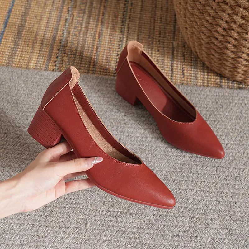 Soft Leather 3.5cm Thick Heel Mid-Heel Single Shoes for Women, New Style That Doesn'T Tire the Feet, Suitable for Professional Work, Granny Shoes, Popular Small Heel Women's Shoes - Image 8