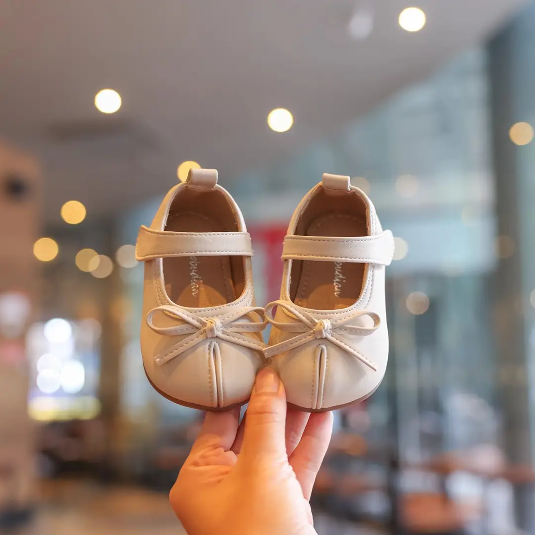 Baby Girl's Shoes, Baby Toddler Shoes, Spring & Fall Soft Sole Fashionable 1 to 3 Year Old Baby Girl's Shoes, Princess Shoes, Soft Leather