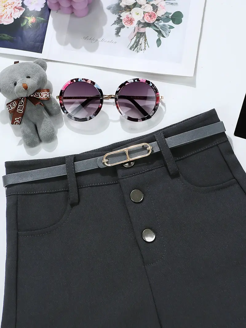 Women High Waist Button Shorts Black Belted — feature 4