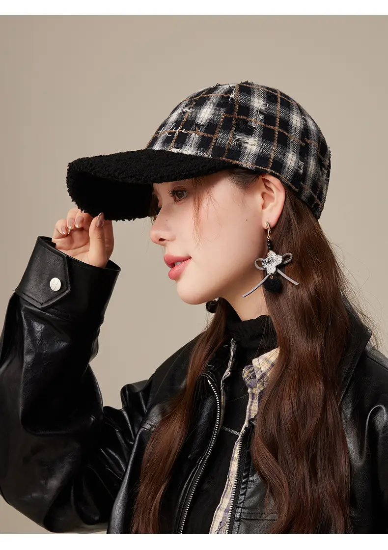 Vintage Plaid Duckbill Cap for Women Hard Brim Teddy Fleece — feature 12
