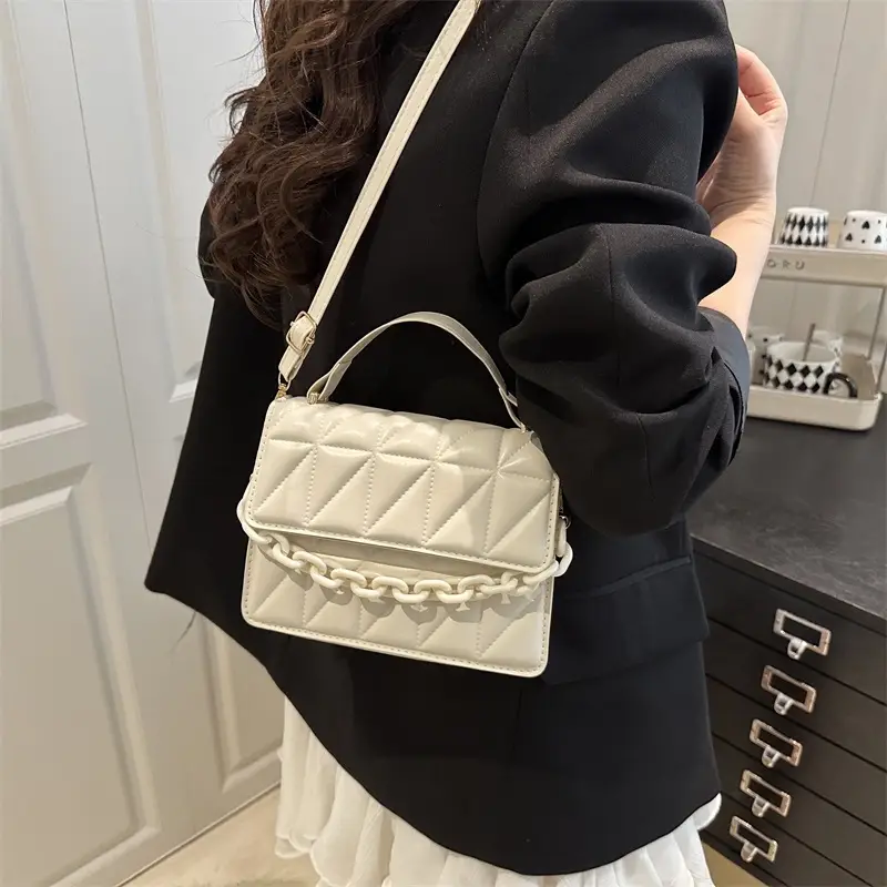 Pink Quilted Chain Crossbody Bag for Women - Image 7