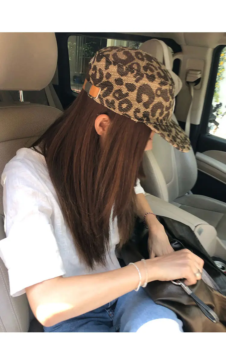 Vintage Leopard Print Flat Cap for Women — feature 12