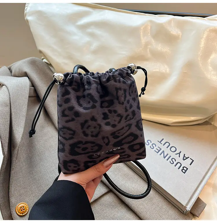 Leopard Print Bucket Bag for Women 2025 — feature 16