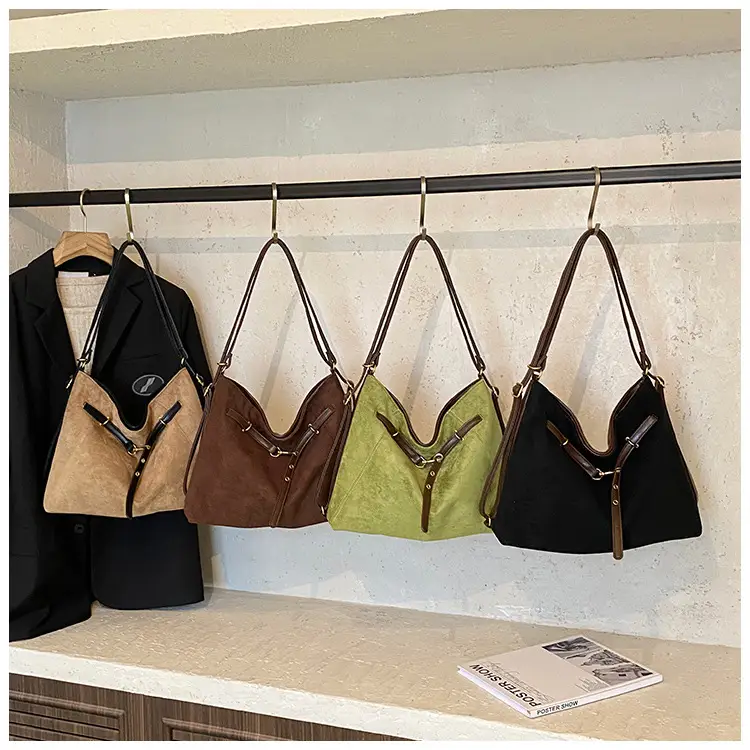 Women Large Capacity Retro Shoulder Bag Brown Leather — feature 10
