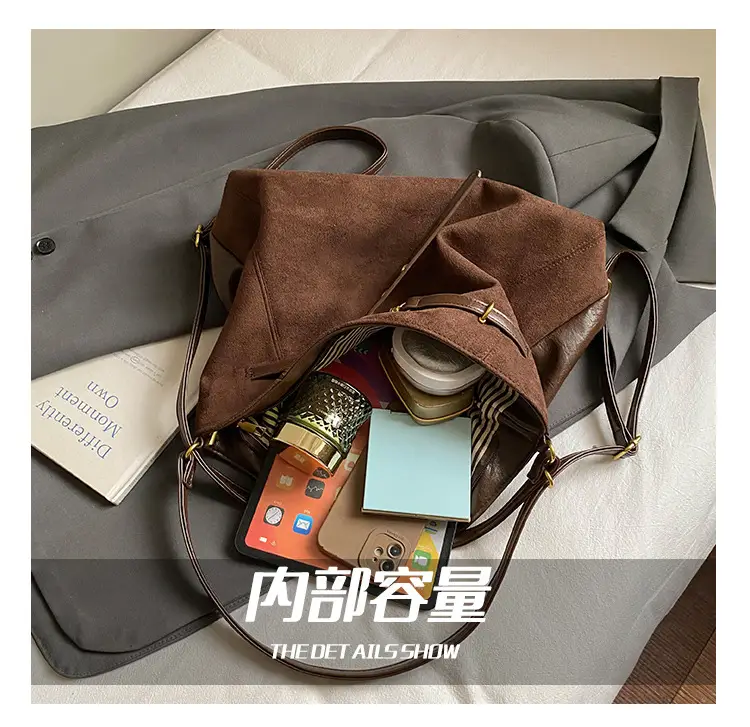 Women Large Capacity Retro Shoulder Bag Brown Leather — feature 5