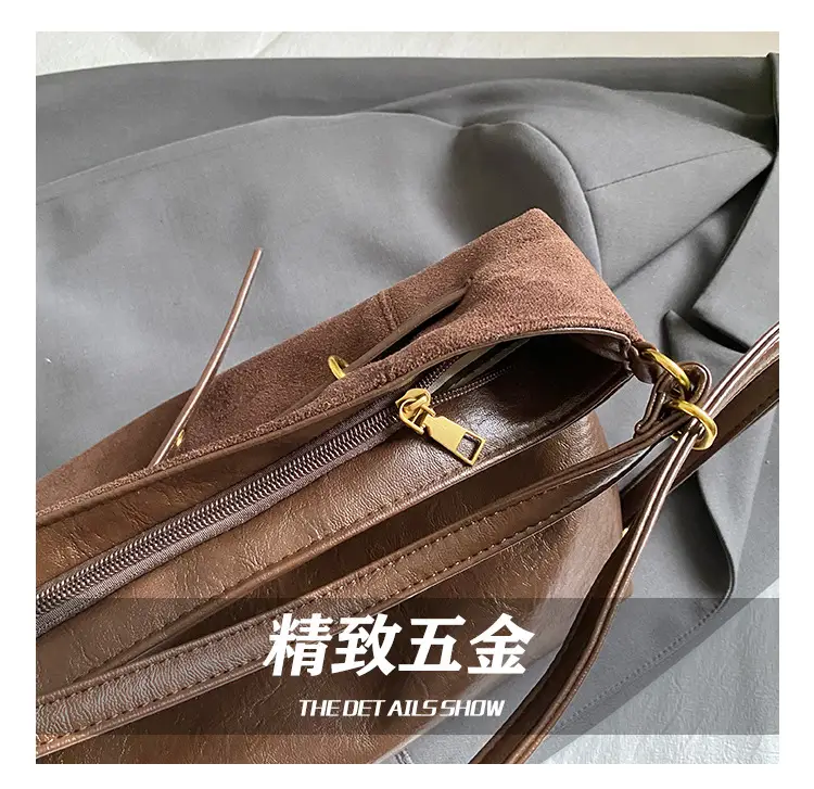 Women Large Capacity Retro Shoulder Bag Brown Leather — feature 6