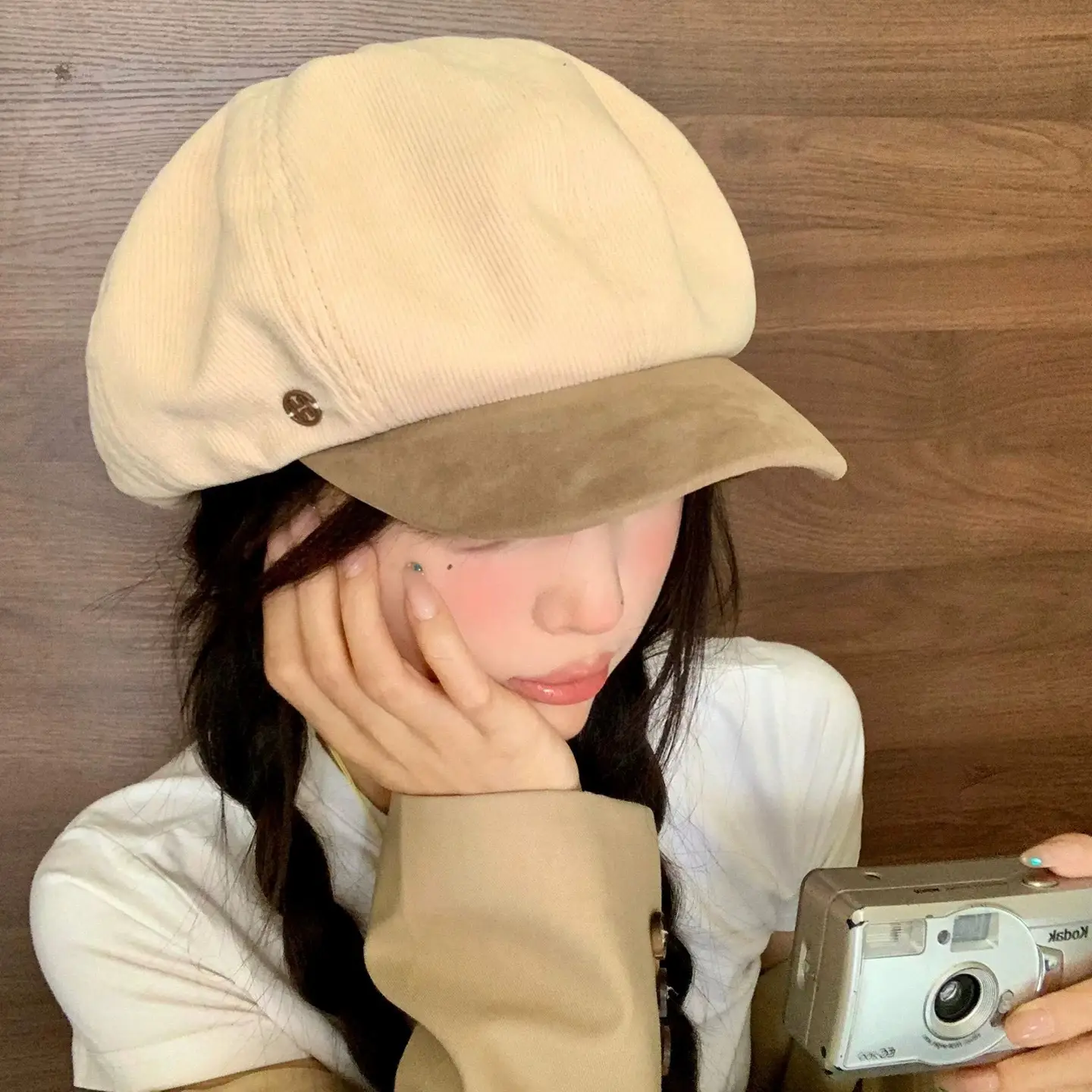 Vintage Corduroy Beret for Women Autumn Winter Face Slim Duckbill Cap - Image 3