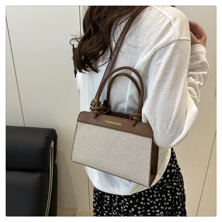 Retro Women's Handbags 2025 Brown White Black — feature 18