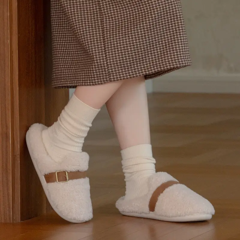 Trendy White Flat Furry Slippers for Women 2025 New Autumn and Winter Outdoor Wear Plush Soft Sole Closed-Toe Cotton Slippers - Image 7